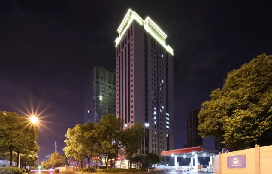 酒店外部2.jpg