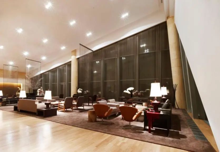 行政酒廊1.jpg 行政酒廊1.jpg