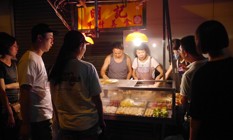 明记牛什美食 - 全国335座高尔夫球场实时预订-高球爱好者一站式订场平台