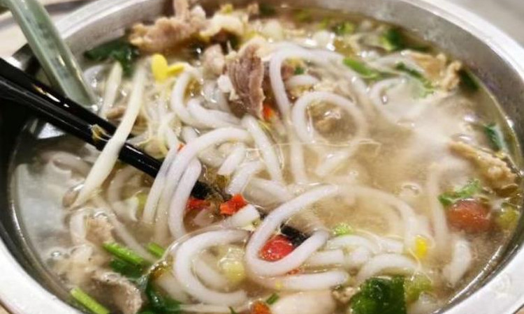 小高后安粉餐厅(解放四路店) - 星际高球联盟-中国精英人士高尔夫旅游度假实景