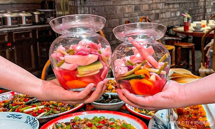 回水镇·江湖川菜(春熙路太古里店) - 星际高球联盟-中国精英人士高尔夫旅游度假实景