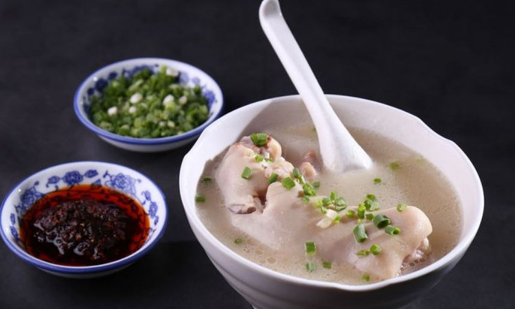 易老妈蹄花(东城根总店) - 星际高球联盟-中国精英人士高尔夫旅游度假实景