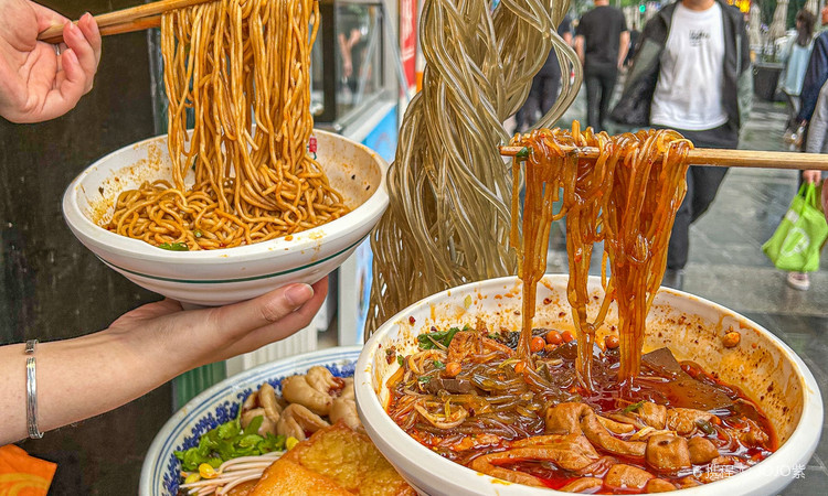 甘食记·成都肥肠粉(春熙路店) - 星际高球联盟-中国精英人士高尔夫旅游度假实景