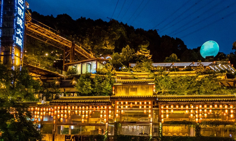 巴倒烫重庆陆派火锅(南山总店) - 高尔夫1球1晚特惠套票-星际高球联盟精选旅游套餐