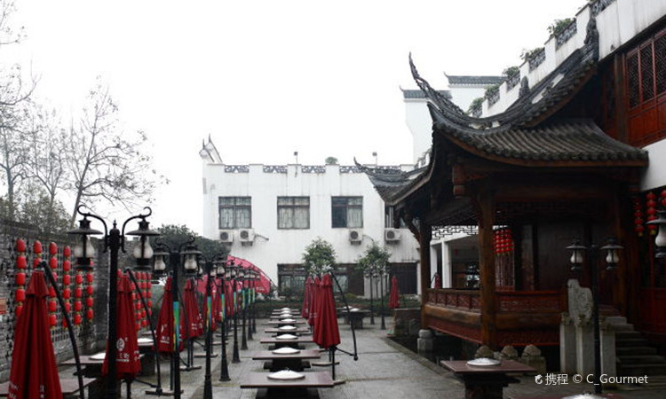 巴倒烫重庆陆派火锅(南山总店) - 深圳观澜湖高尔夫订场服务-广东专业高尔夫预订平台