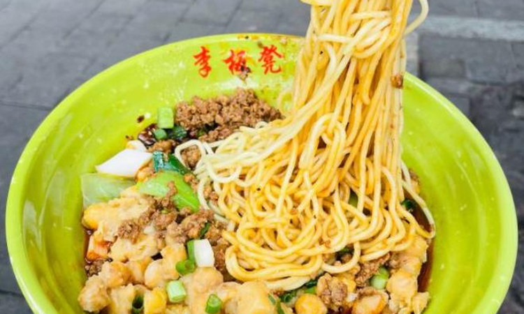 李板凳面(朝千路店) - 全国335座高尔夫球场实时预订-高球爱好者一站式订场平台
