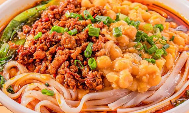 十八梯邓凳面(解放碑店) - 全国335座高尔夫球场实时预订-高球爱好者一站式订场平台