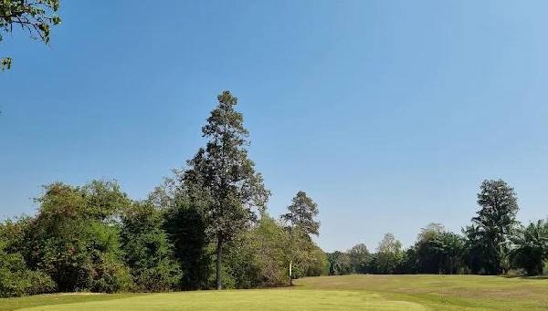 乌隆高尔夫俱乐部和度假村