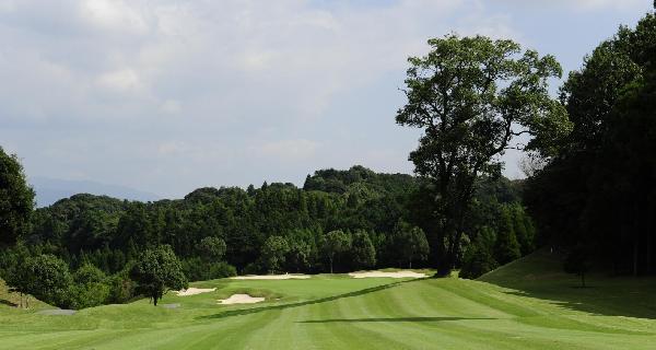 佐贺经典高尔夫俱乐部