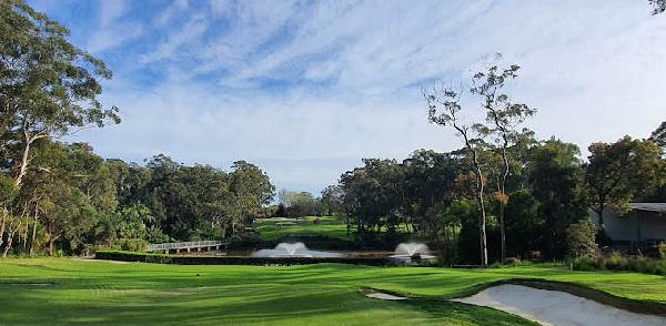 基拉拉高尔夫俱乐部 - 全国335座高尔夫球场实时预订-高球爱好者一站式订场平台