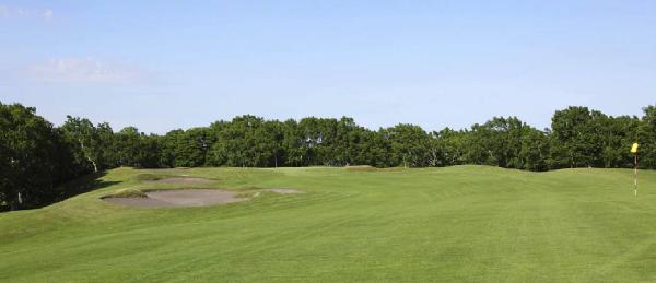 王朝高尔夫俱乐部北广岛球场 - 海口观澜湖高尔夫球场预订-海南高尔夫旅游攻略推荐