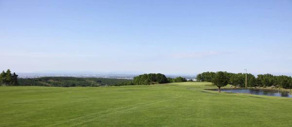 王朝高尔夫俱乐部北广岛球场 - 阳江保利银滩高尔夫套票-海滨高尔夫旅游1球1晚套餐