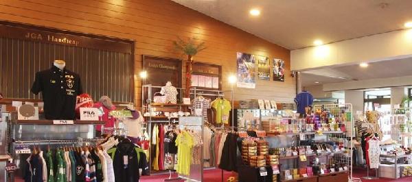 月湖高尔夫俱乐部鹤舞球场 - 阳江保利银滩高尔夫套票-海滨高尔夫旅游1球1晚套餐