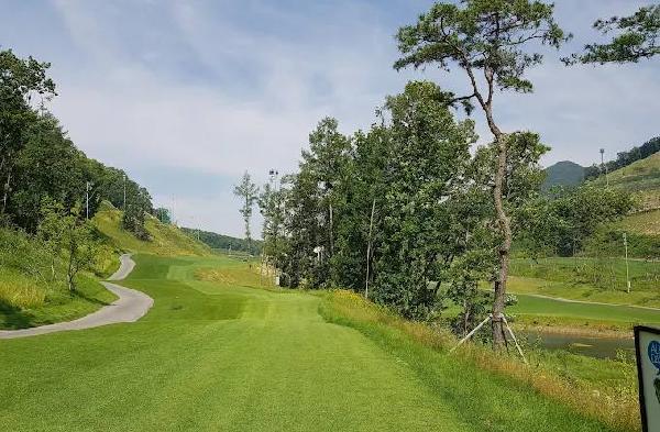 全天高尔夫度假村