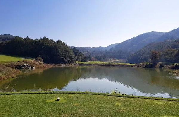 球员高尔夫俱乐部 - 全国335座高尔夫球场实时预订-高球爱好者一站式订场平台