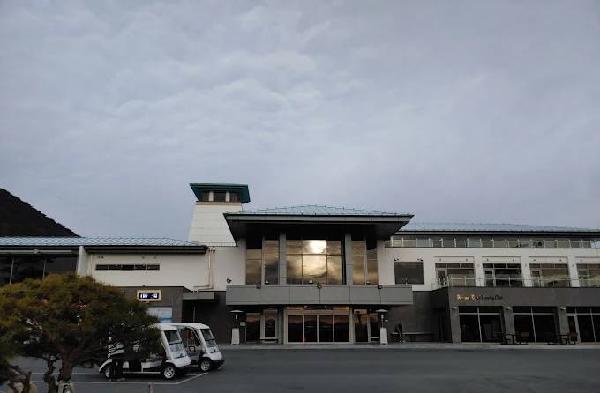 统营东远皇家乡村俱乐部 - 高尔夫1球1晚特惠套票-星际高球联盟精选旅游套餐