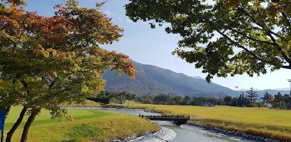 东港姐妹乡村俱乐部 - 海口观澜湖高尔夫球场预订-海南高尔夫旅游攻略推荐