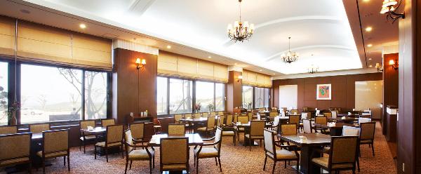 雪岳太阳谷乡村俱乐部 - 阳江保利银滩高尔夫套票-海滨高尔夫旅游1球1晚套餐