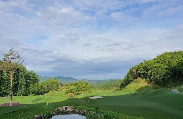 洛德山高尔夫度假村 - 高尔夫1球1晚特惠套票-星际高球联盟精选旅游套餐