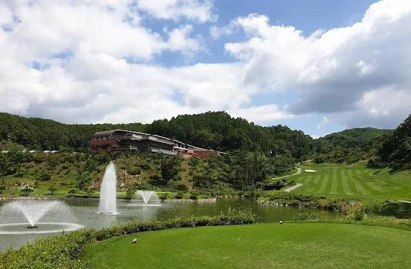 洛德山高尔夫度假村 - undefined