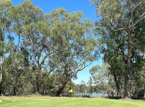 科罗瓦高尔夫俱乐部 - 全国335座高尔夫球场实时预订-高球爱好者一站式订场平台