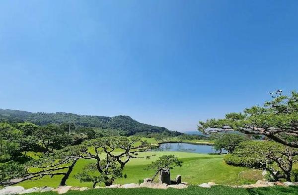 1俱乐部新罗乡村俱乐部 - 高尔夫1球1晚特惠套票-星际高球联盟精选旅游套餐