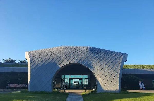 米达斯湖利川高尔夫度假村 - 阳江保利银滩高尔夫套票-海滨高尔夫旅游1球1晚套餐