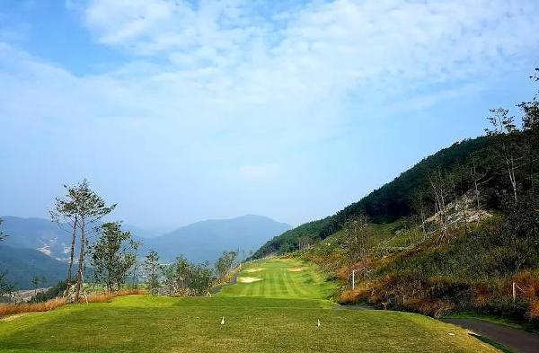 密阳诺贝尔乡村俱乐部 - 海口观澜湖高尔夫球场预订-海南高尔夫旅游攻略推荐