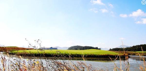 高尔夫球场灵岩45 - 高尔夫1球1晚特惠套票-星际高球联盟精选旅游套餐