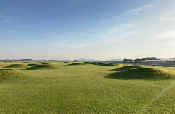 科斯莫斯林克斯乡村俱乐部 - 全国335座高尔夫球场实时预订-高球爱好者一站式订场平台