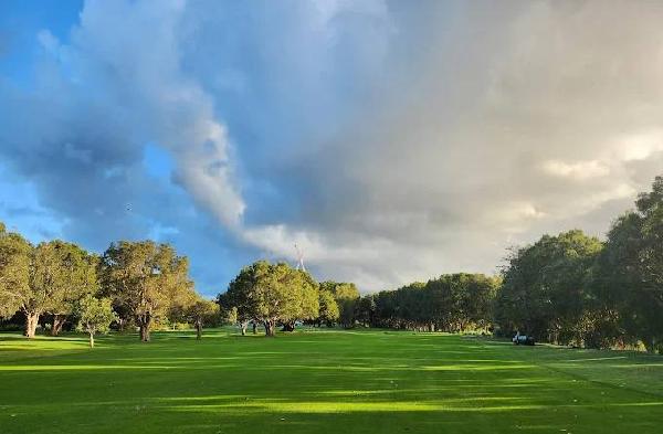 伍拉赫拉高尔夫俱乐部 - undefined