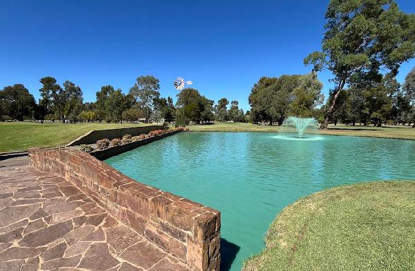 豪朗高尔夫度假村 - 阳江保利银滩高尔夫套票-海滨高尔夫旅游1球1晚套餐