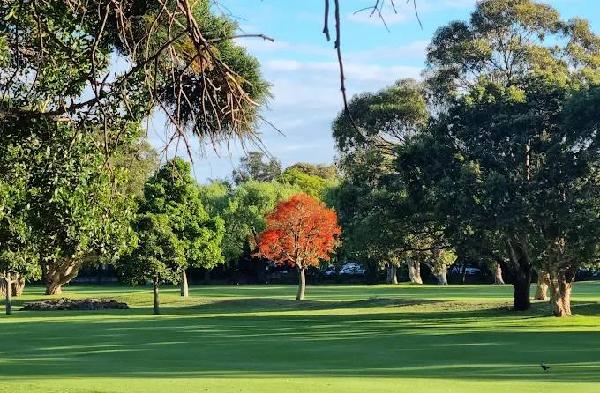 伍拉赫拉高尔夫俱乐部 - 阳江保利银滩高尔夫套票-海滨高尔夫旅游1球1晚套餐