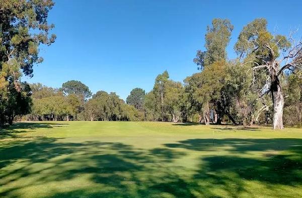 哈维高尔夫俱乐部 - 全国335座高尔夫球场实时预订-高球爱好者一站式订场平台