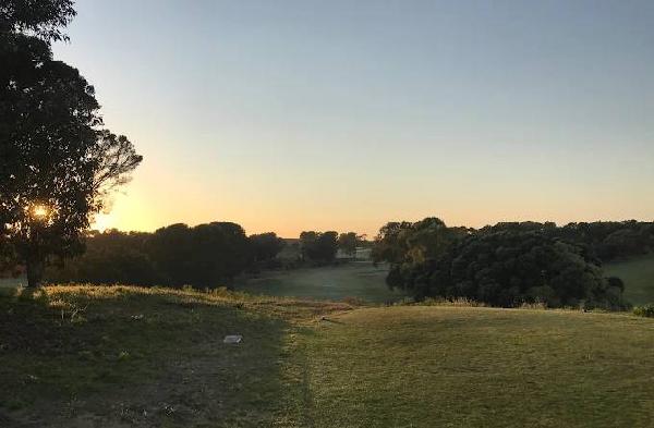 太阳城乡村俱乐部 - 海口观澜湖高尔夫球场预订-海南高尔夫旅游攻略推荐