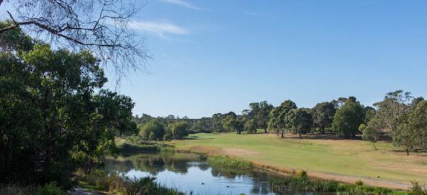 魔鬼湾高尔夫俱乐部 - 阳江保利银滩高尔夫套票-海滨高尔夫旅游1球1晚套餐