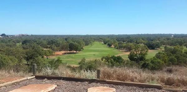 布鲁姆高尔夫俱乐部 - 阳江保利银滩高尔夫套票-海滨高尔夫旅游1球1晚套餐
