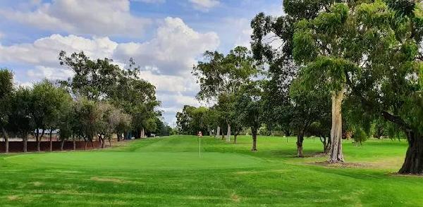 恩布尔顿高尔夫球场 - 全国335座高尔夫球场实时预订-高球爱好者一站式订场平台