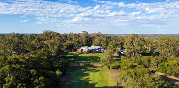 卡拉玛高尔夫球场 - 全国335座高尔夫球场实时预订-高球爱好者一站式订场平台