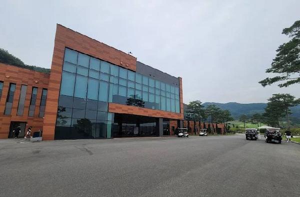 鹰山乡村俱乐部 - 阳江保利银滩高尔夫套票-海滨高尔夫旅游1球1晚套餐