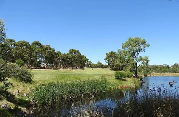 弗拉格斯塔夫山高尔夫俱乐部 - 高尔夫1球1晚特惠套票-星际高球联盟精选旅游套餐