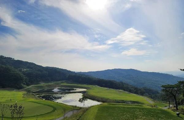 鹰山乡村俱乐部 - undefined