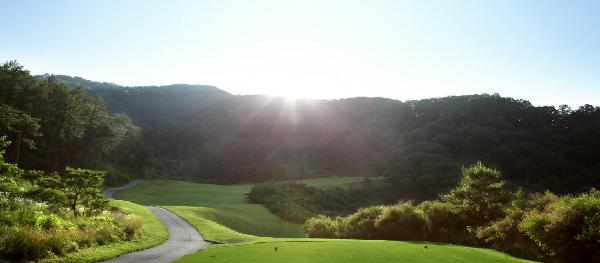 森林山乡村俱乐部 - 高尔夫1球1晚特惠套票-星际高球联盟精选旅游套餐