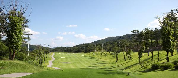 森林山乡村俱乐部 - 阳江保利银滩高尔夫套票-海滨高尔夫旅游1球1晚套餐