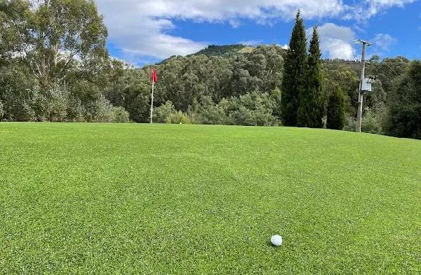 光明乡村高尔夫俱乐部 - 深圳观澜湖高尔夫订场服务-广东专业高尔夫预订平台