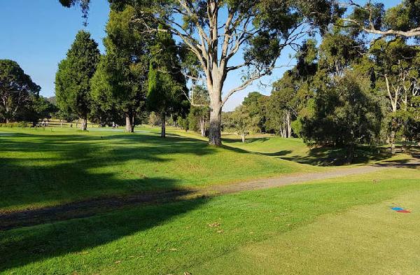 皇后公园高尔夫球场 - 阳江保利银滩高尔夫套票-海滨高尔夫旅游1球1晚套餐