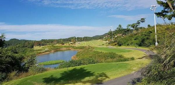 高尔夫球场泗川 - 星际高球联盟-中国精英人士高尔夫旅游度假实景