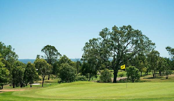 卡姆登高尔夫俱乐部 - 阳江保利银滩高尔夫套票-海滨高尔夫旅游1球1晚套餐