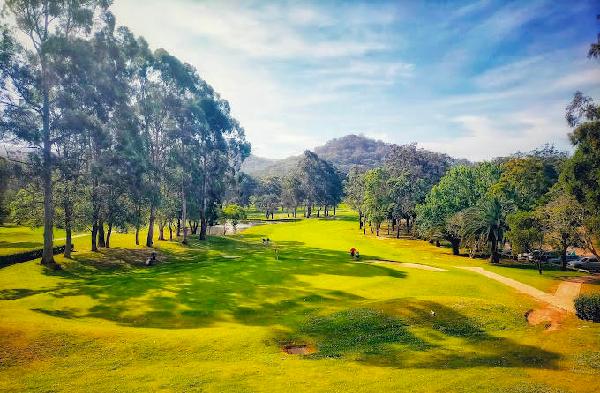 戈斯福德高尔夫俱乐部 - 阳江保利银滩高尔夫套票-海滨高尔夫旅游1球1晚套餐