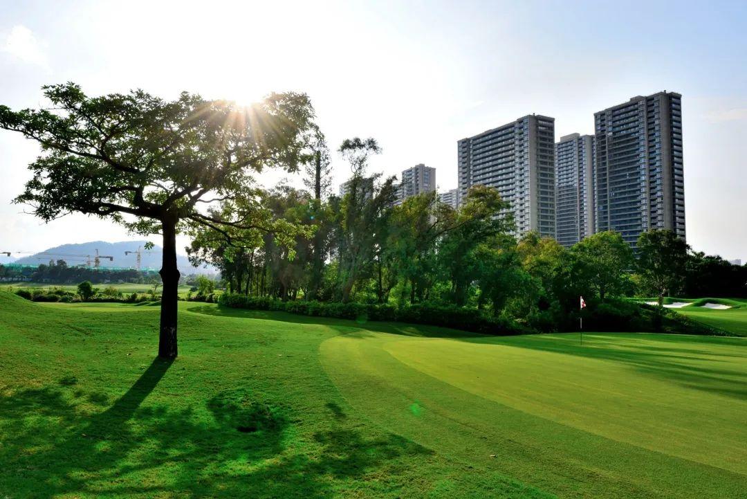 珠海翠湖高尔夫球会 - 高尔夫1球1晚特惠套票-星际高球联盟精选旅游套餐
